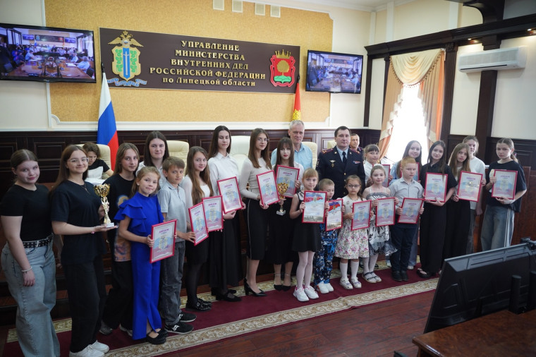 "Полицейский Дядя Степа".